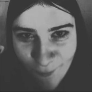 Meet your Posher, Evey